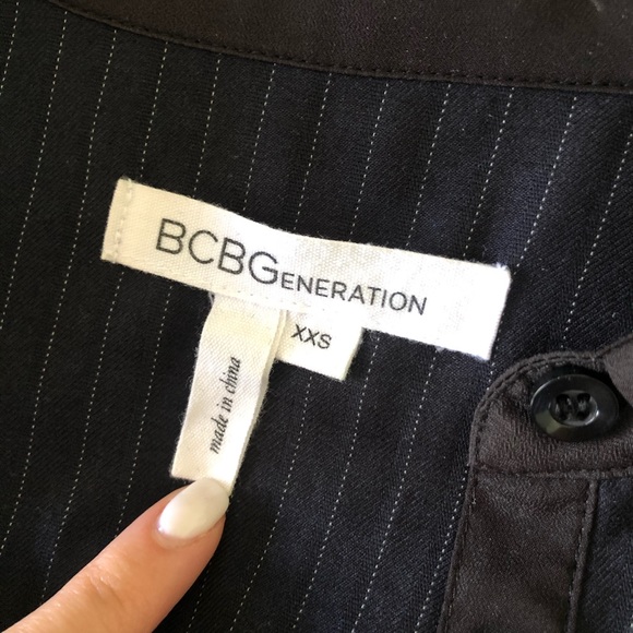 BCBG Generation Romper💙 - Picture 6 of 6